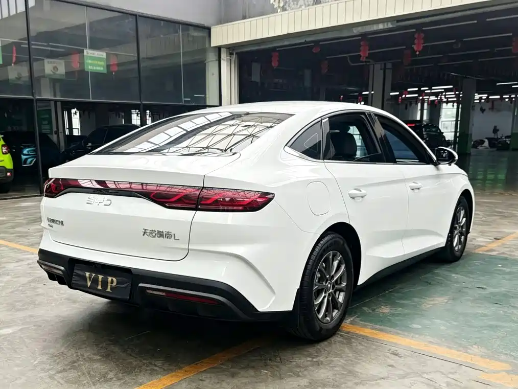 BYD Qin L — миниатюра 9