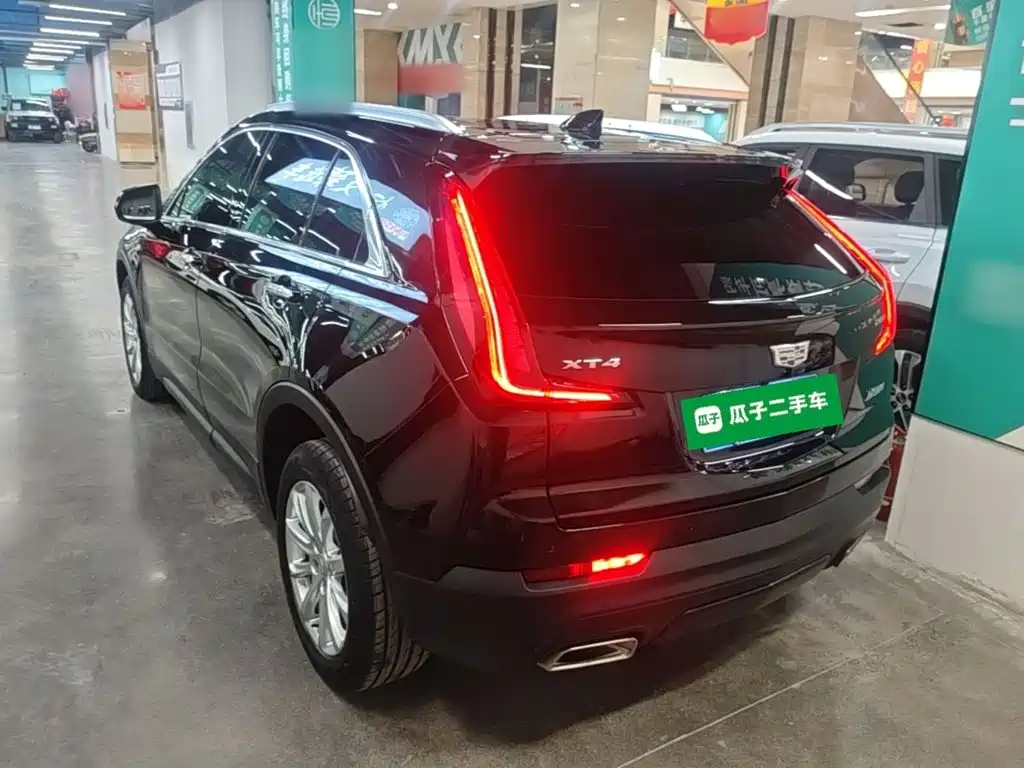Cadillac XT4 — миниатюра 5
