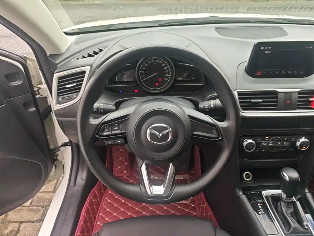 Mazda 3 Axela — миниатюра 11
