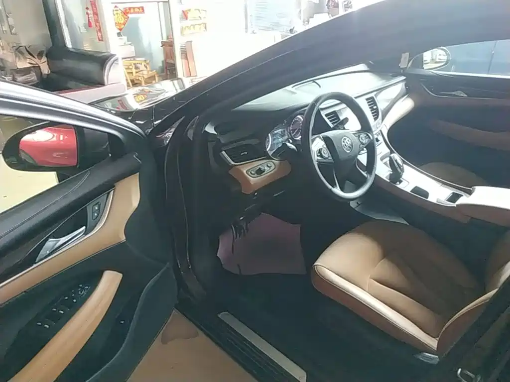 Buick LaCrosse — миниатюра 16