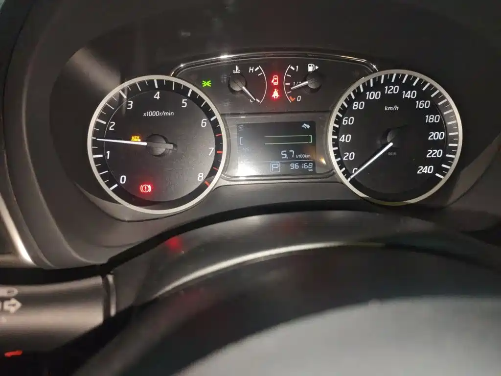 Nissan Sylphy — миниатюра 8