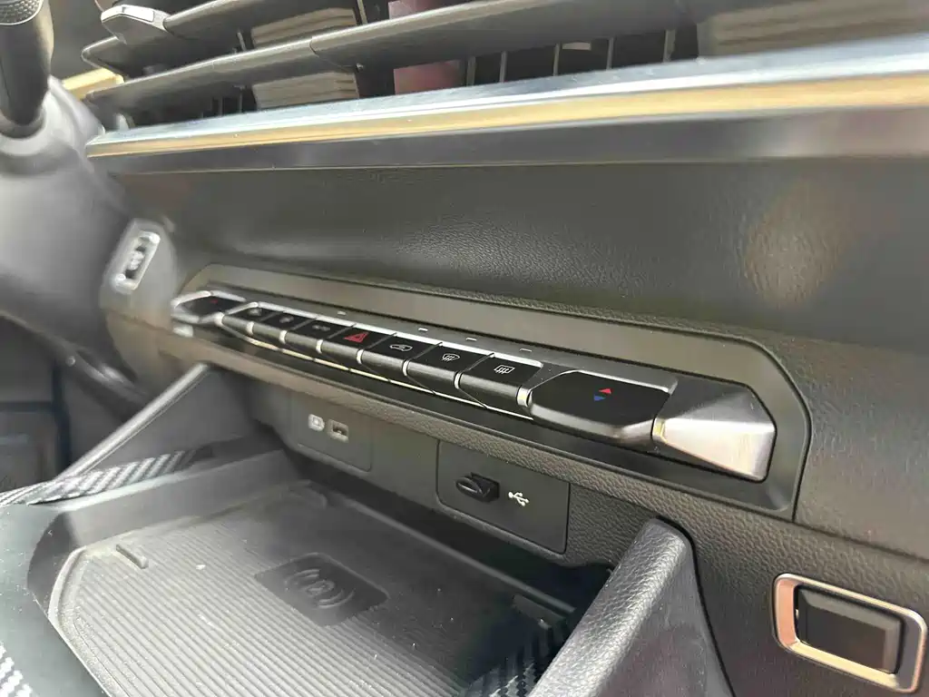 Geely Haoyue L — миниатюра 7
