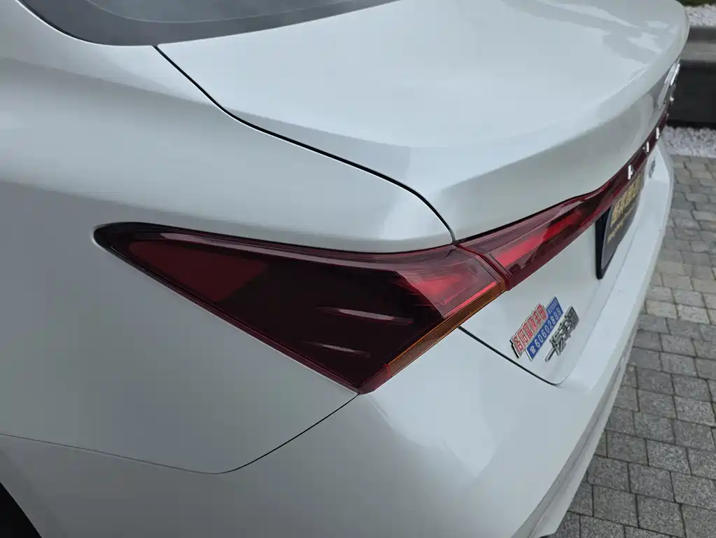 Toyota Avalon 2024 2.0L Luxury