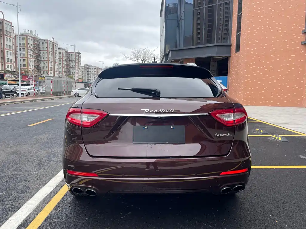 MASERATI LEVANTE