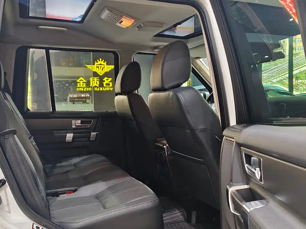 Land Rover Discovery — миниатюра 12
