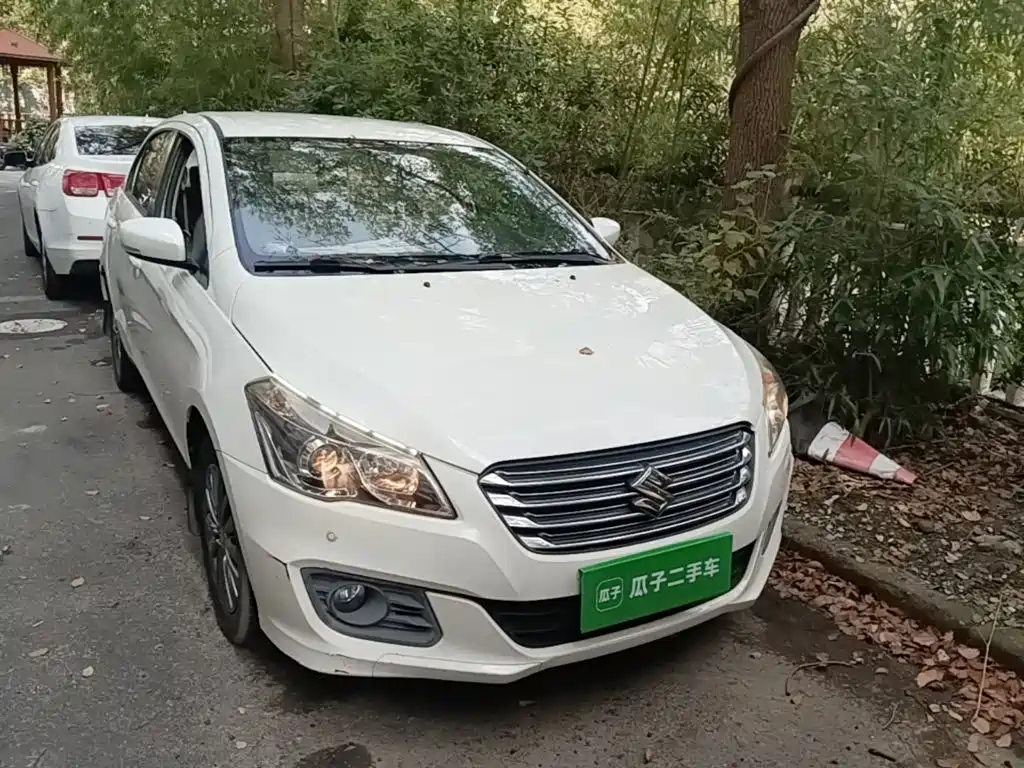 Suzuki Alivio — миниатюра 3