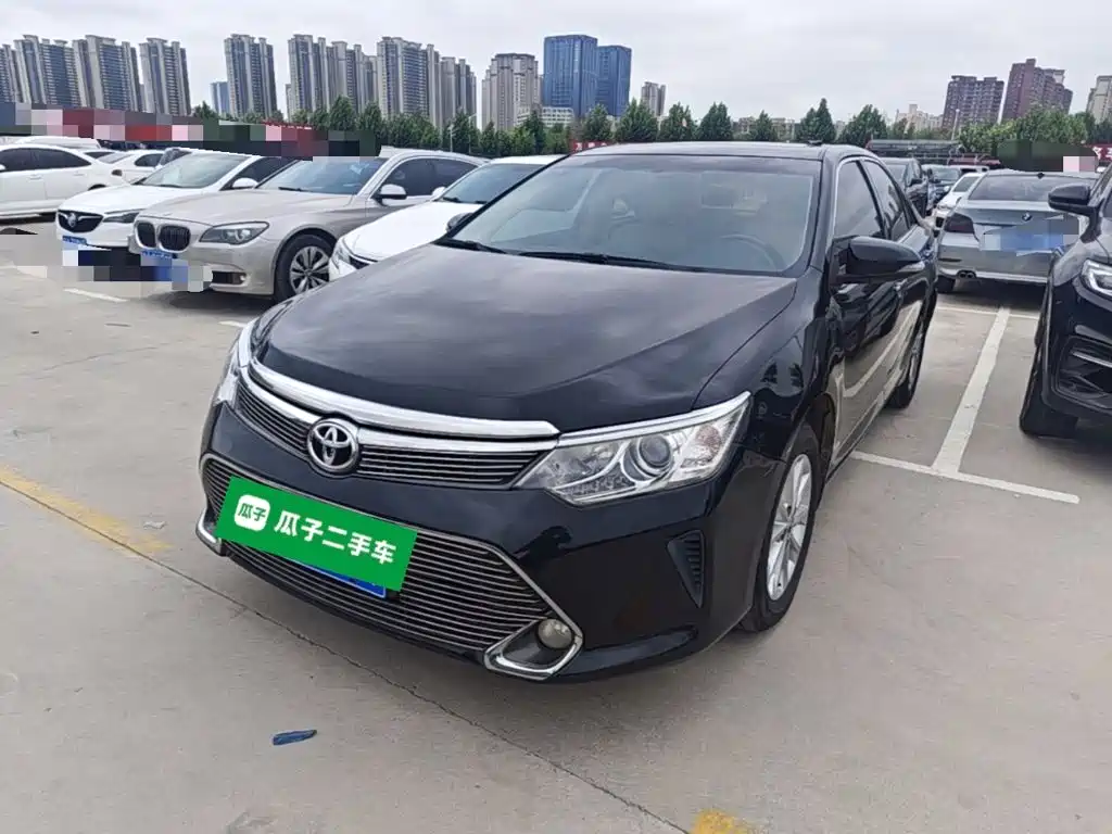 Toyota Camry — миниатюра 2