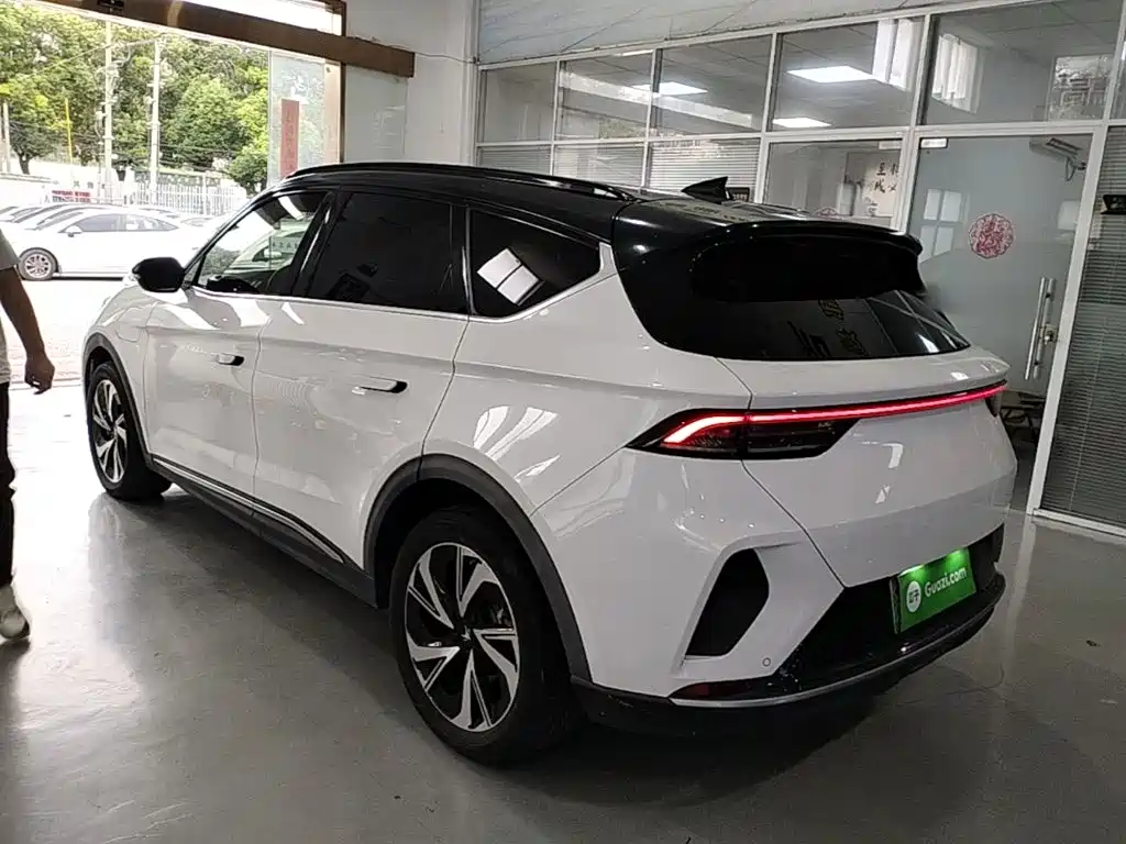 ARCFOX Alpha T — миниатюра 5