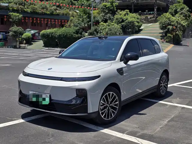 2025 Leapmotor B10