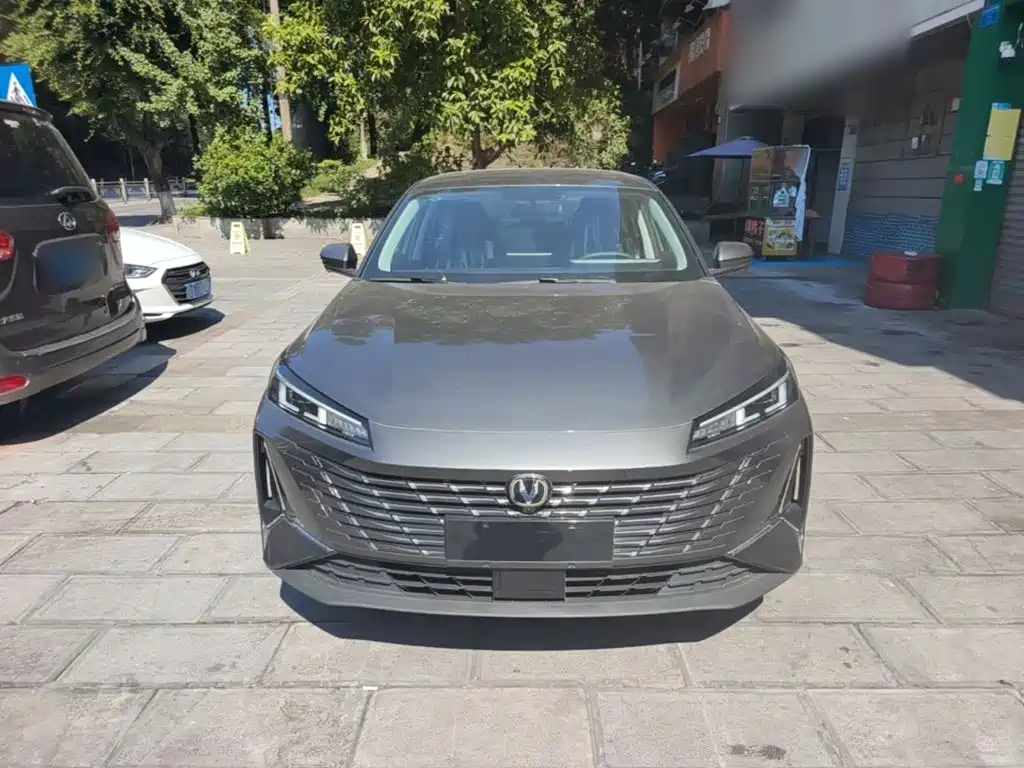 Changan Eado 2025 1.5T 500Bar Luxury