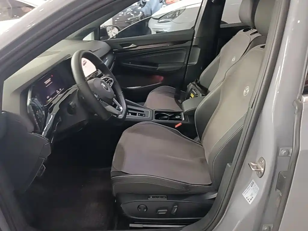 Volkswagen Golf — миниатюра 15