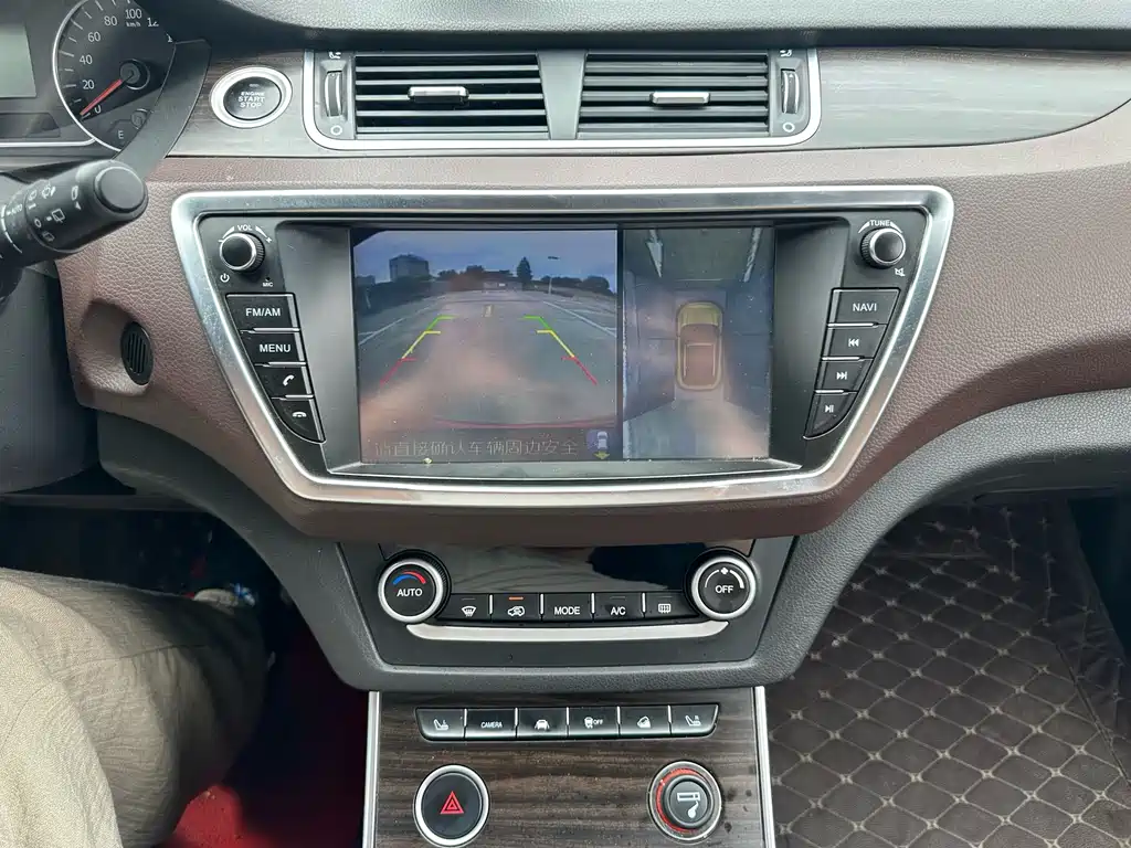 Landwind X7 2.0T Panoramic Premium Edition, фото 17