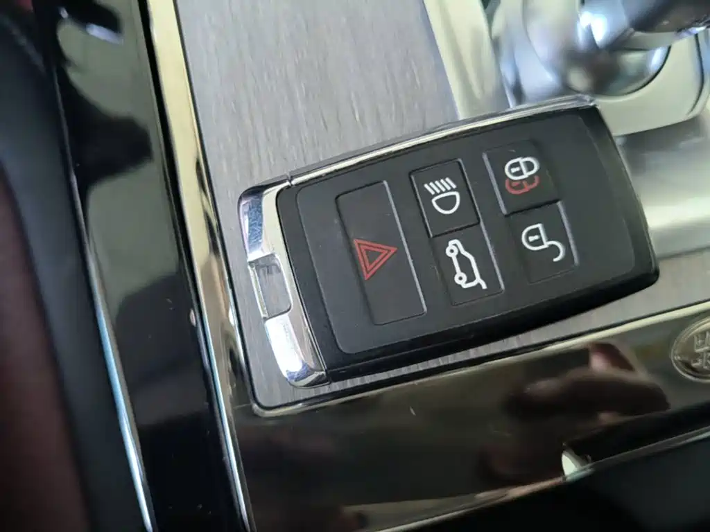 Land Rover Evoque — миниатюра 9