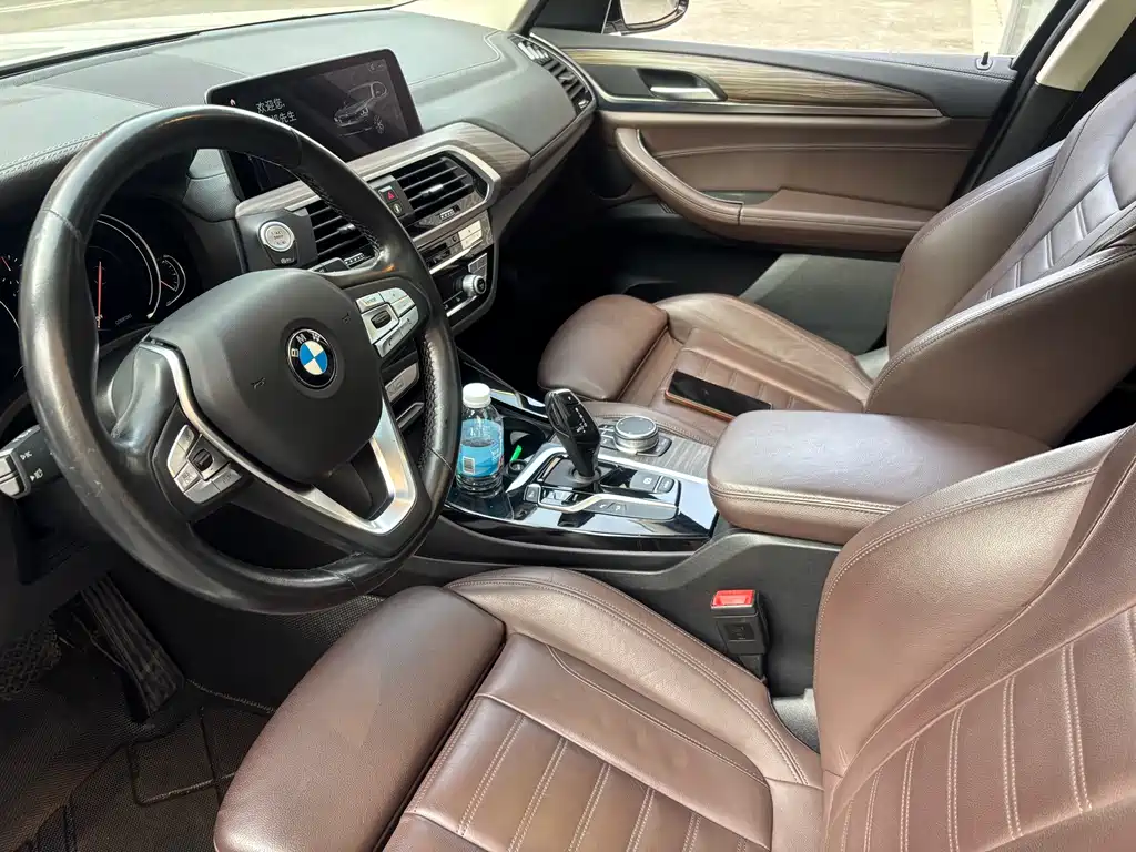 BMW X3 — миниатюра 11