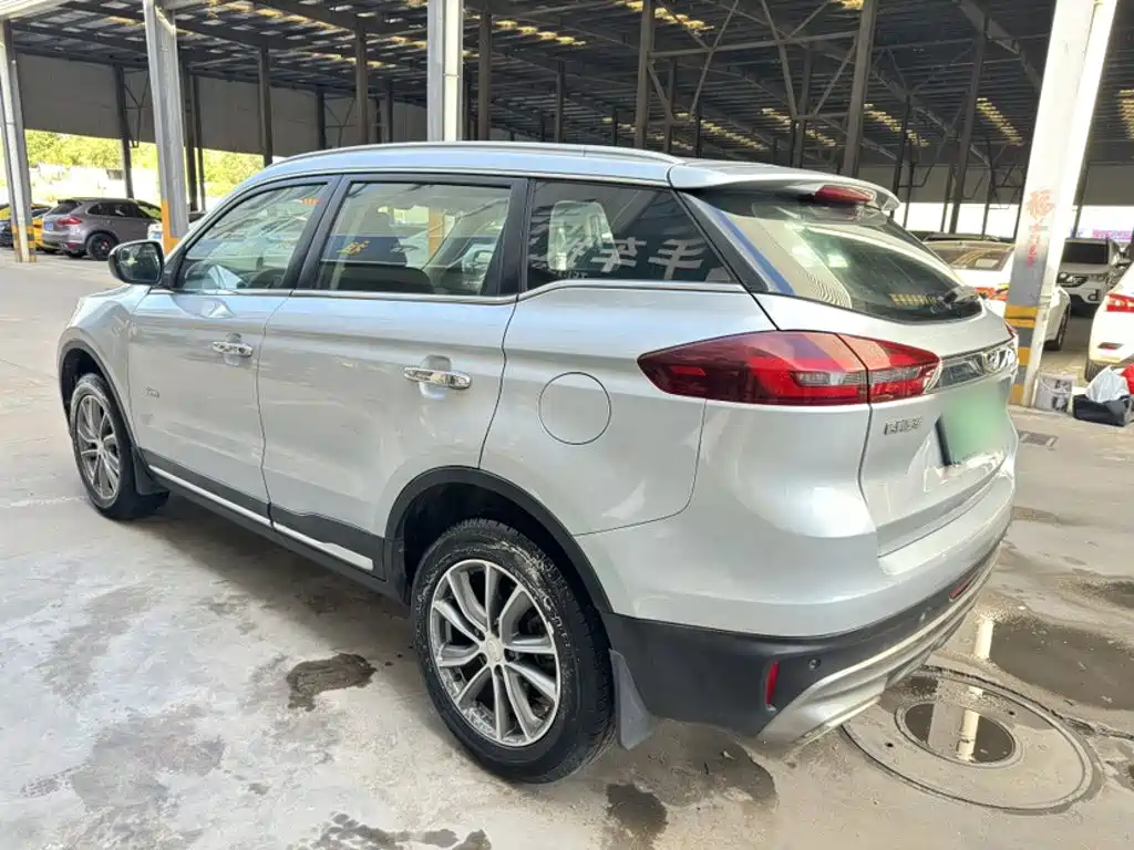 Geely Boyue — миниатюра 24