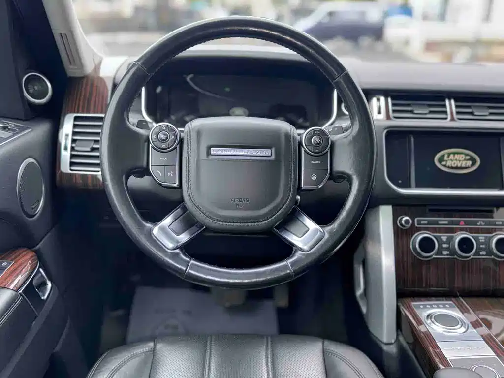 Land Rover Range Rover 2016 3.0 SC V6 Vogue Long Wheelbase