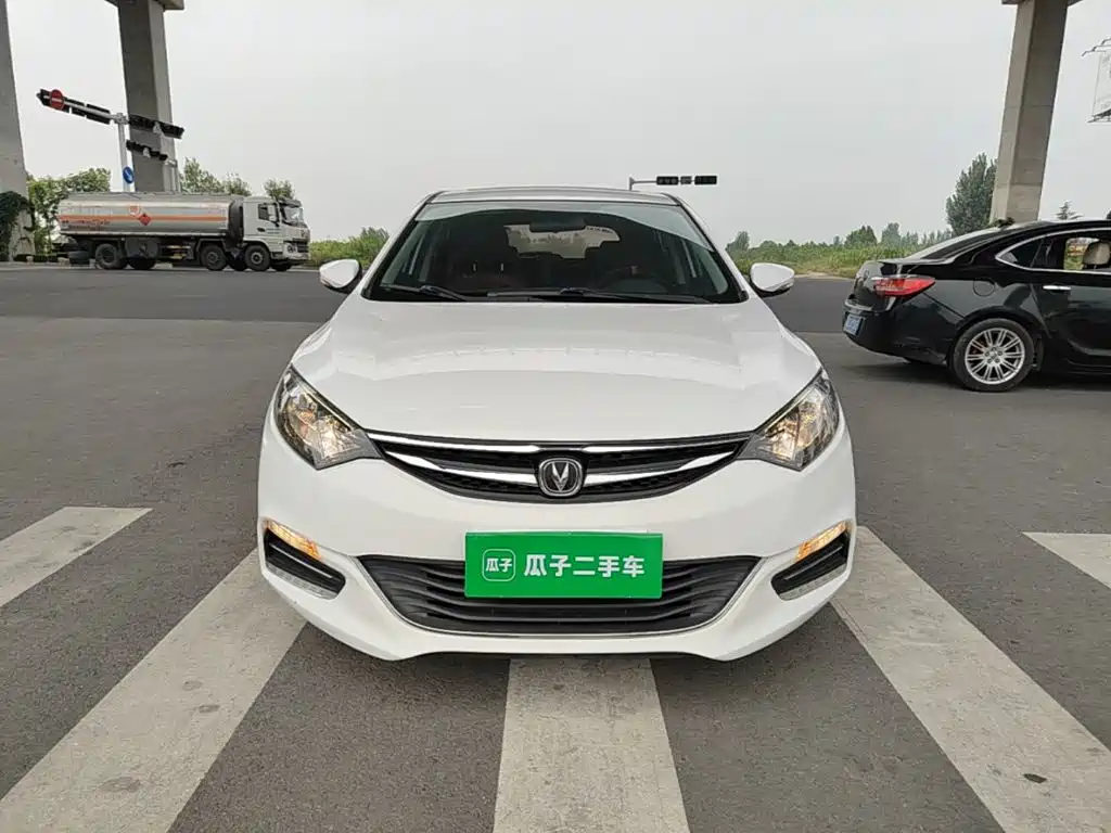 Changan Eado XT — миниатюра 3