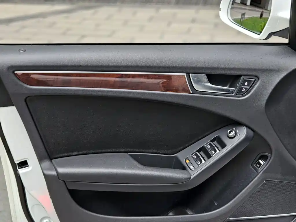 Audi A4L — миниатюра 19