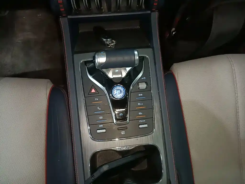 BYD Yuan Plus — миниатюра 14