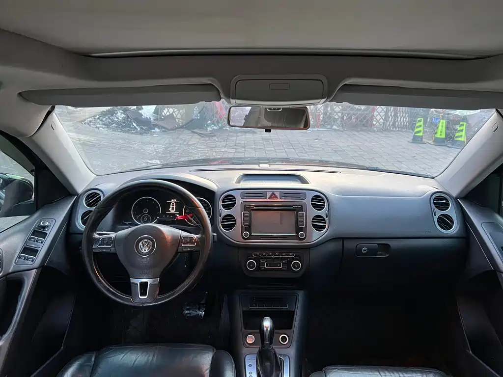 Volkswagen Tiguan — миниатюра 9