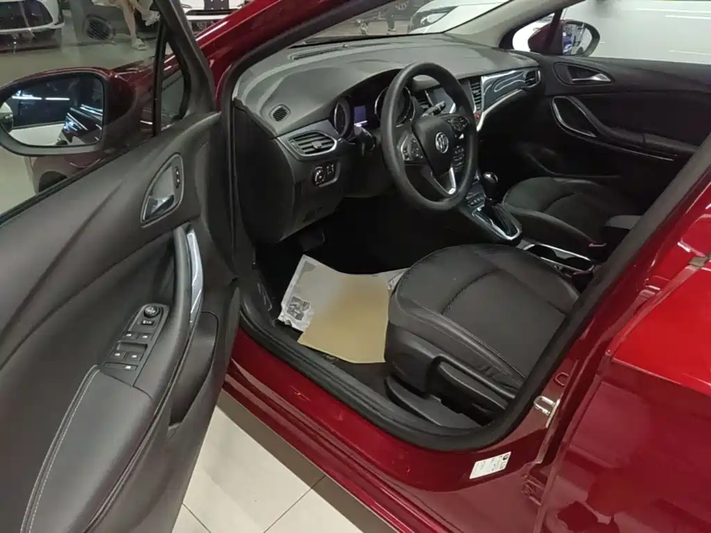 Buick Verano — миниатюра 16