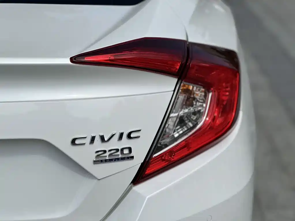 Honda Civic — миниатюра 13