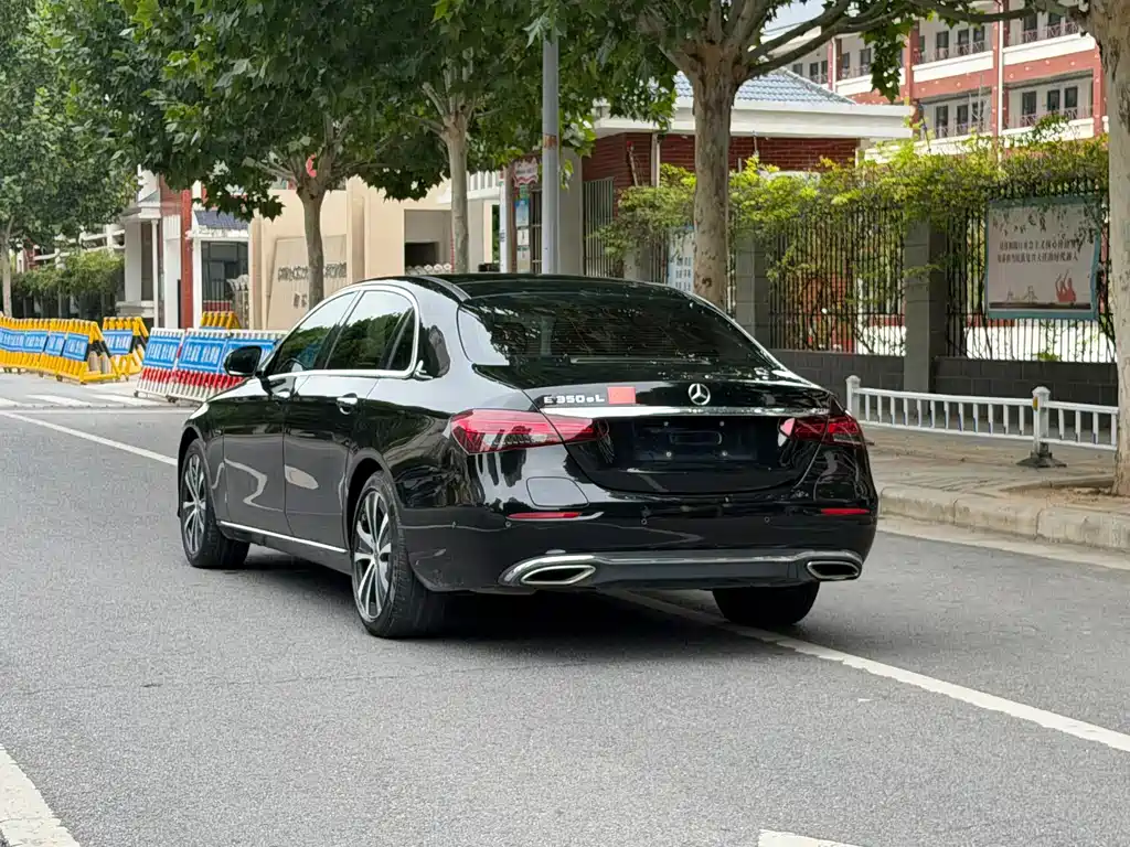 Mercedes-Benz E-Class New Energy — миниатюра 9