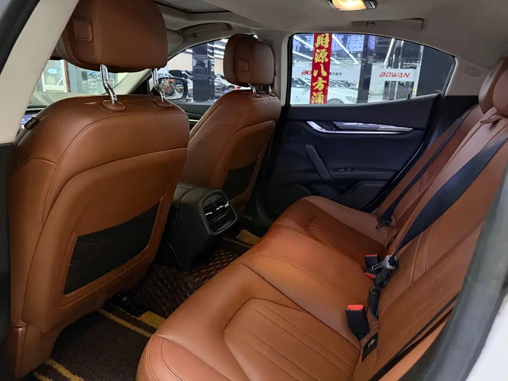 Maserati Ghibli — миниатюра 8