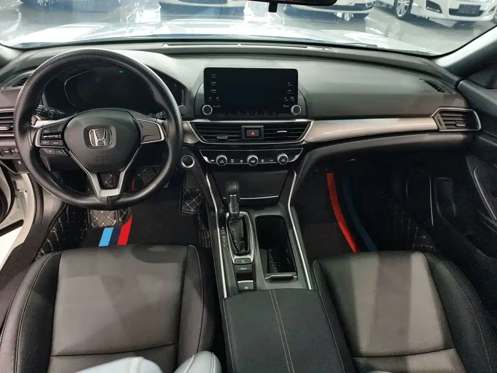 Honda Inspire — миниатюра 10
