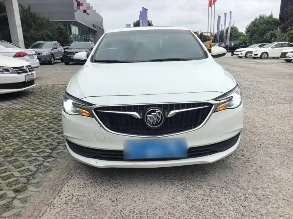 Buick Excelle — миниатюра 3