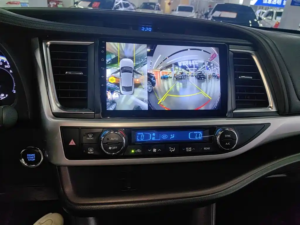 Toyota Highlander — миниатюра 13