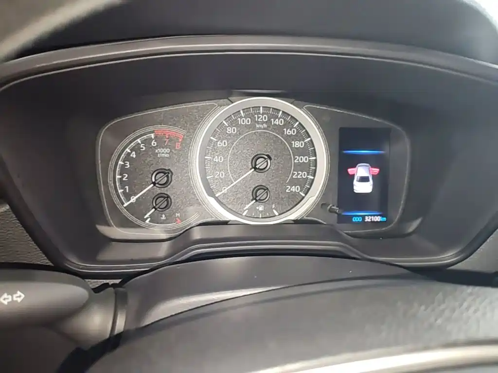 Toyota Corolla — миниатюра 12
