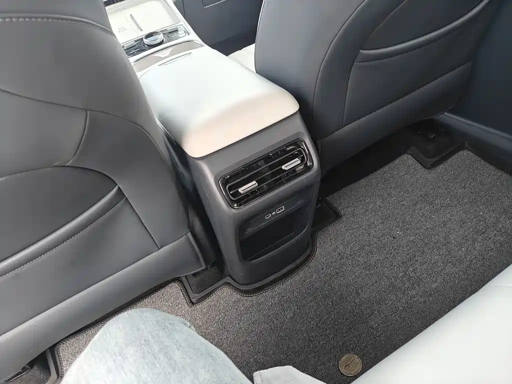 GEELY GALAXY GALAXY STARSHIP 7 EM I