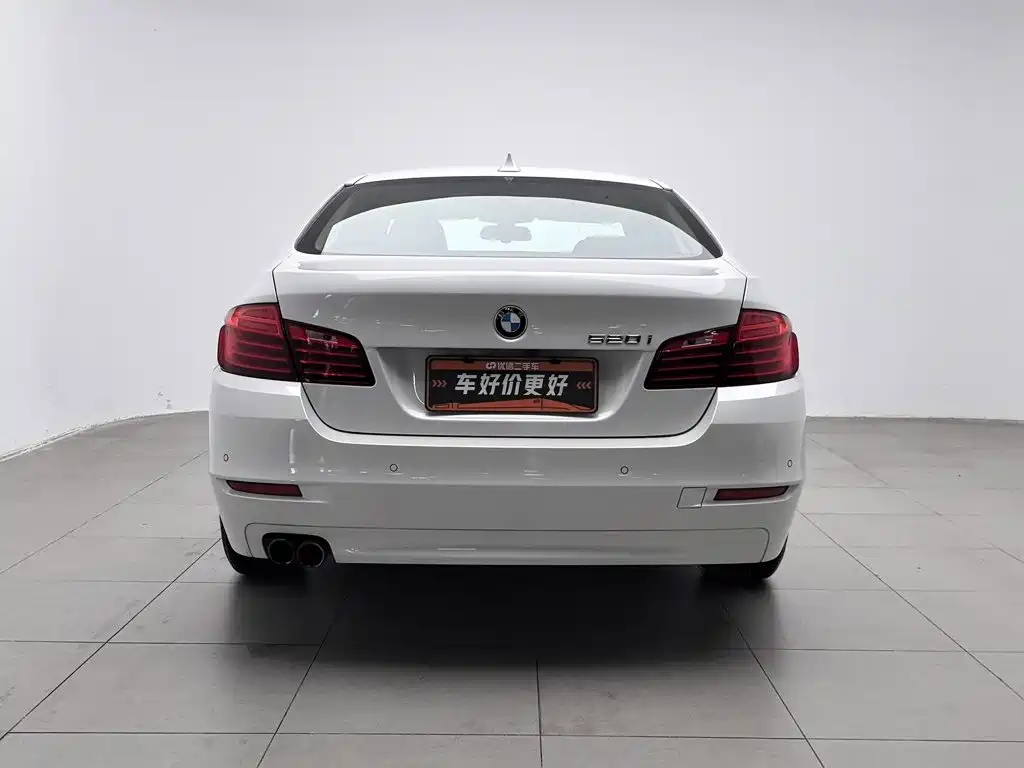 BMW 5 Series (Import) — миниатюра 4