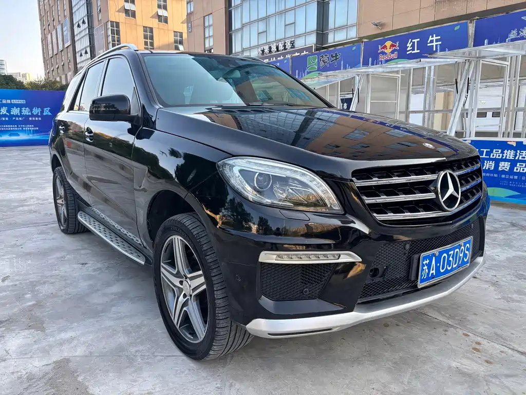 Mercedes-Benz M-Class — миниатюра 3