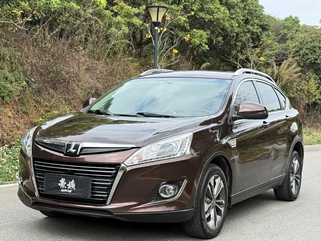 LUXGEN EXCELLENT 6 SUV