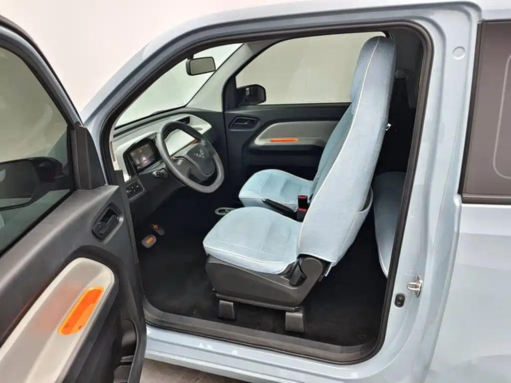 Wuling MINIEV — миниатюра 11