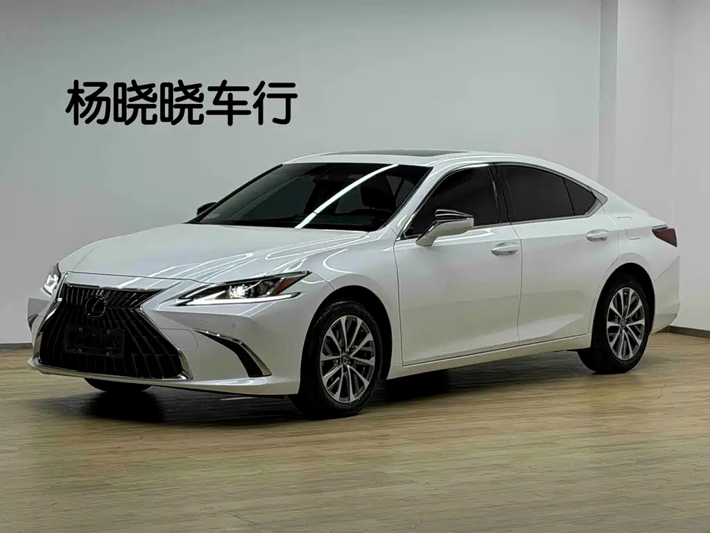 Lexus ES 2022 200