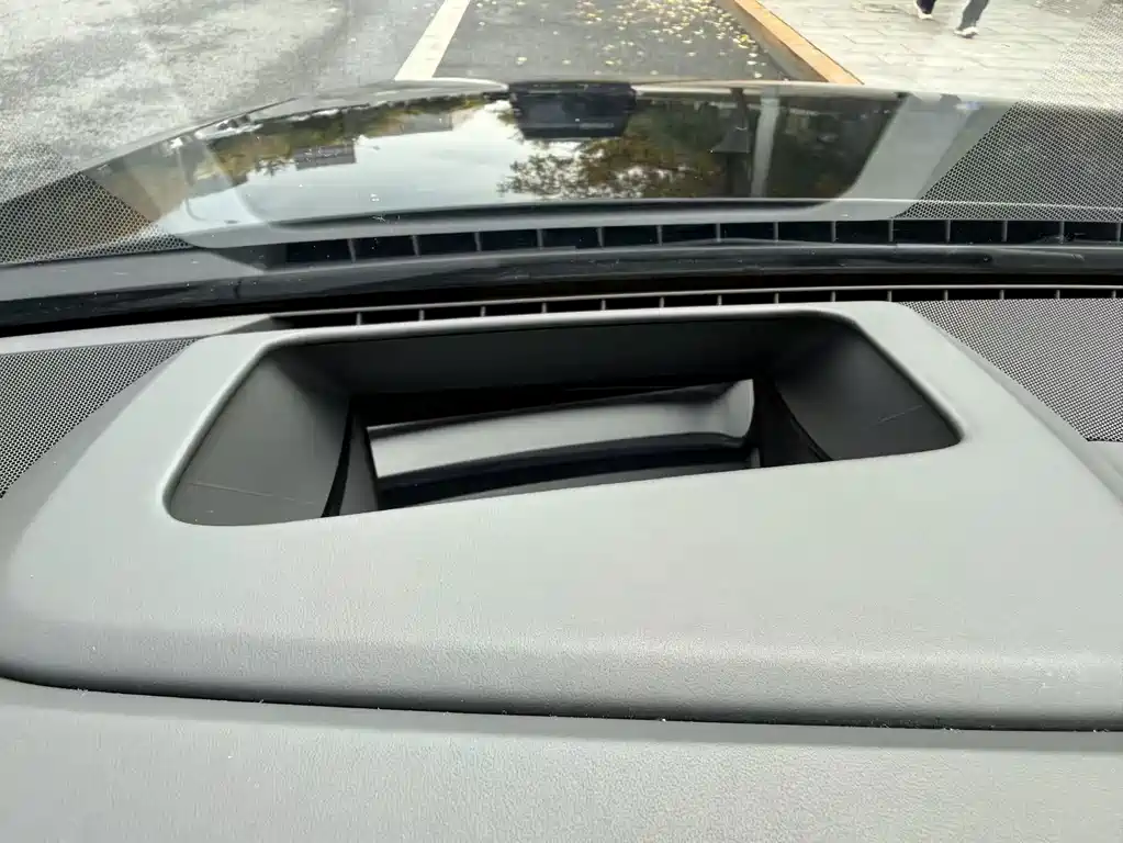 Audi A8 — миниатюра 9