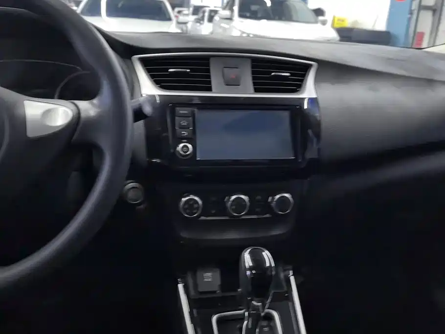 Nissan Sylphy — миниатюра 13
