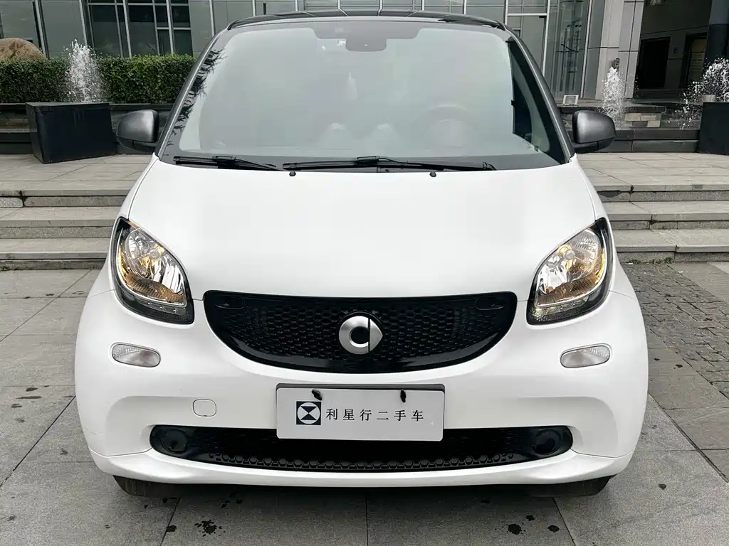 smart Smart Fortwo — миниатюра 4