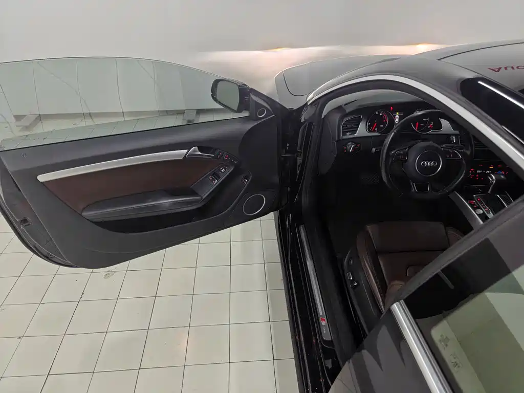 Audi A5 2012 3.0TFSI Coupe quattro