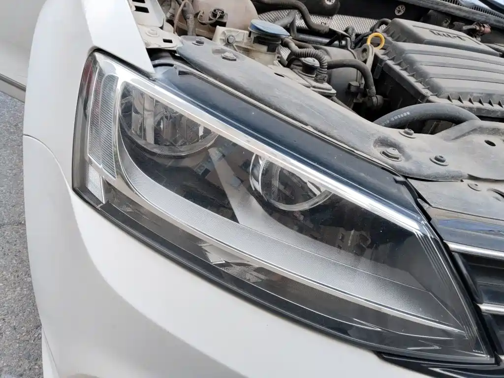 Volkswagen Sagitar — миниатюра 16