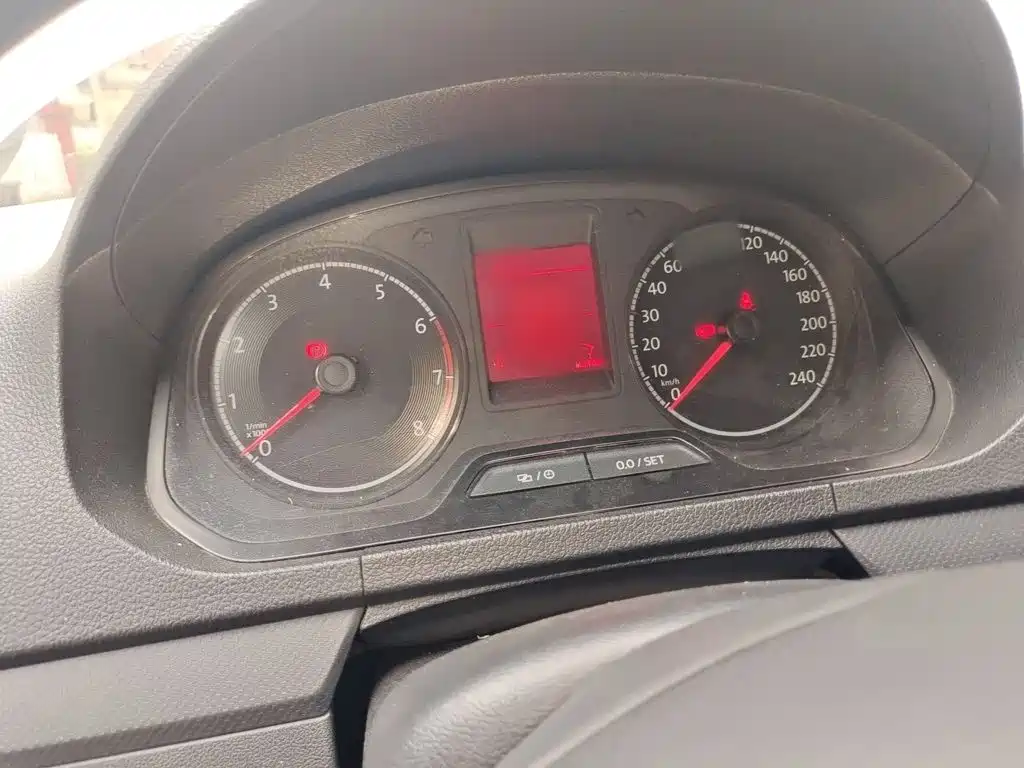Volkswagen Jetta — миниатюра 4