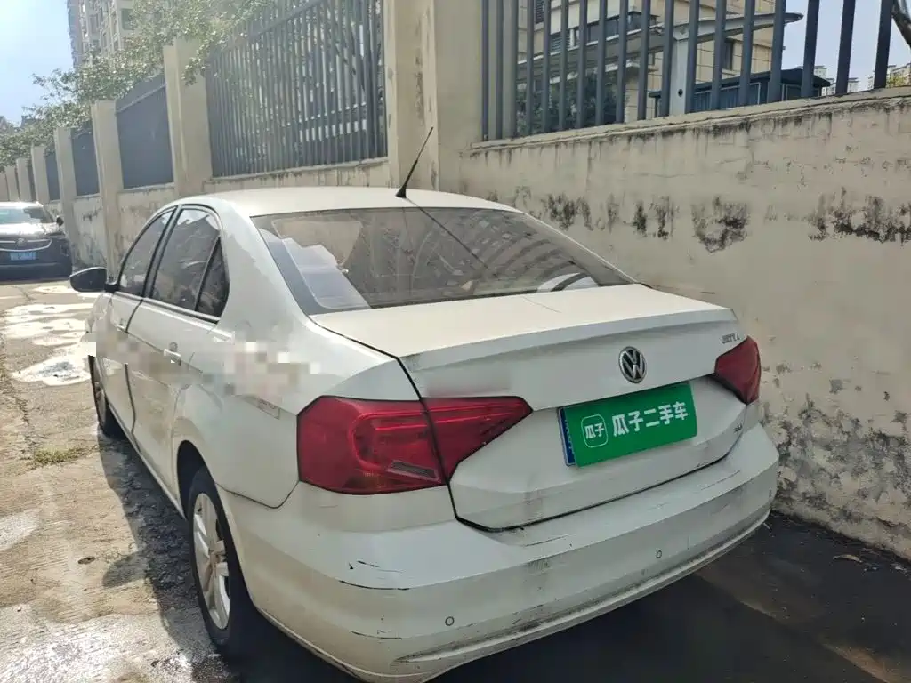 Volkswagen Jetta — миниатюра 25