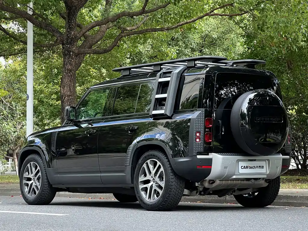 Land Rover Defender — миниатюра 23