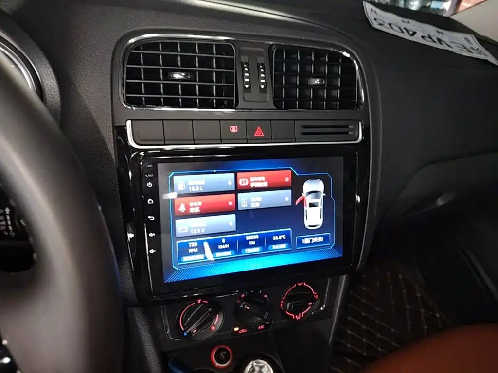 Volkswagen Polo — миниатюра 13