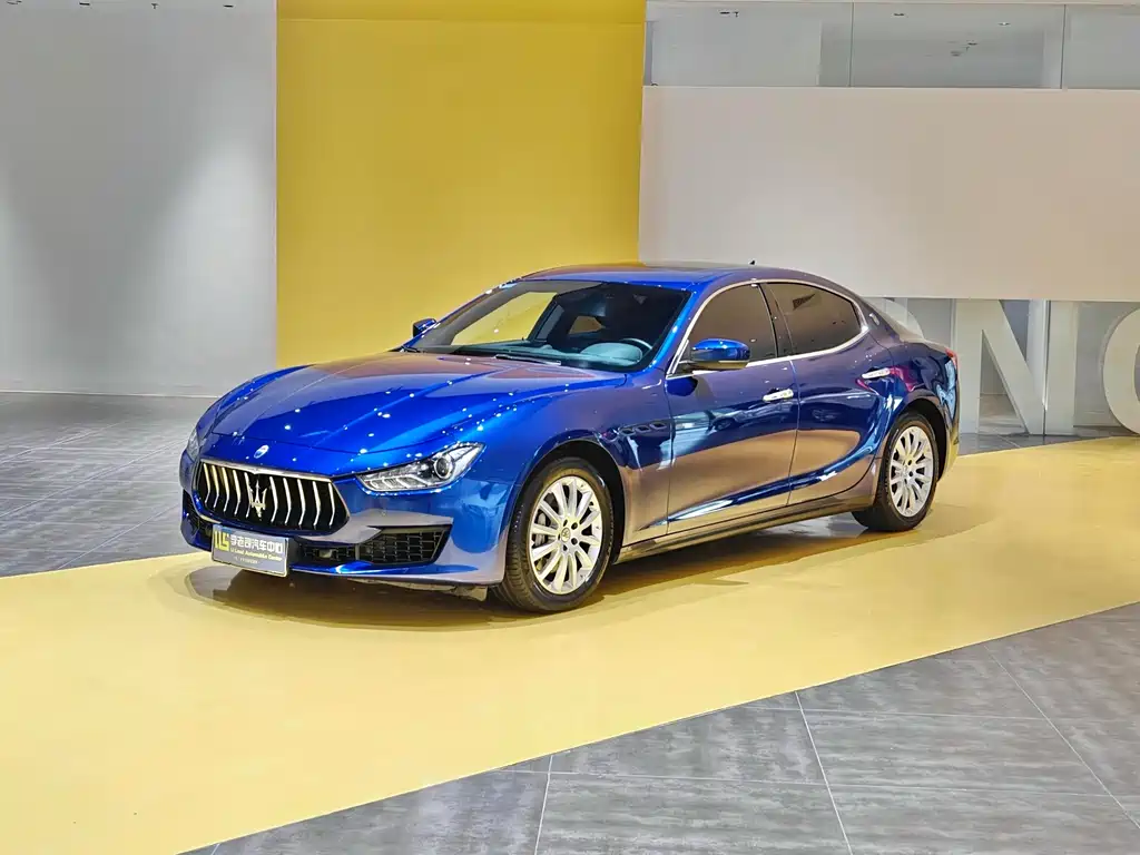 Maserati Ghibli 2021