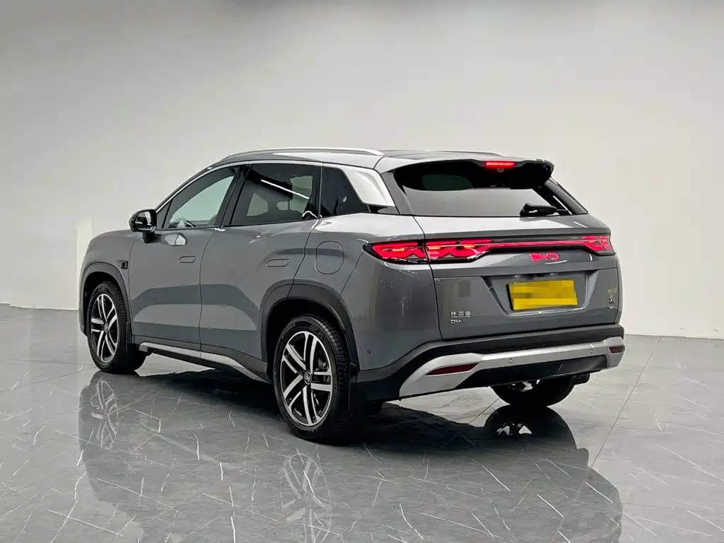 BYD L DM-i — миниатюра 4
