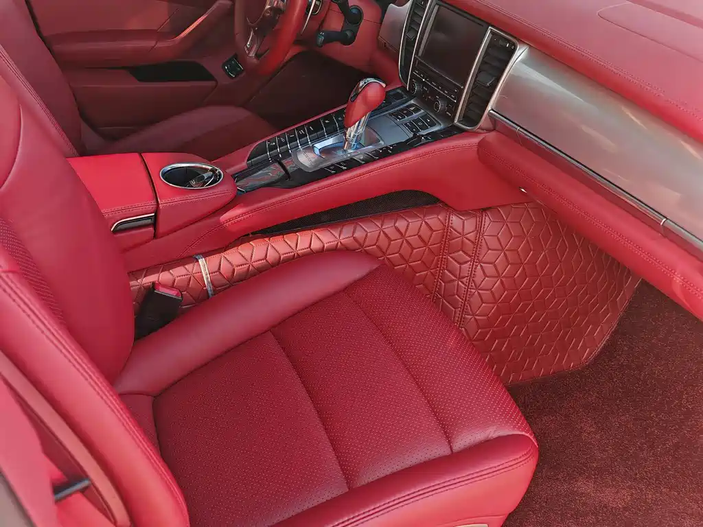 Porsche Panamera — миниатюра 10